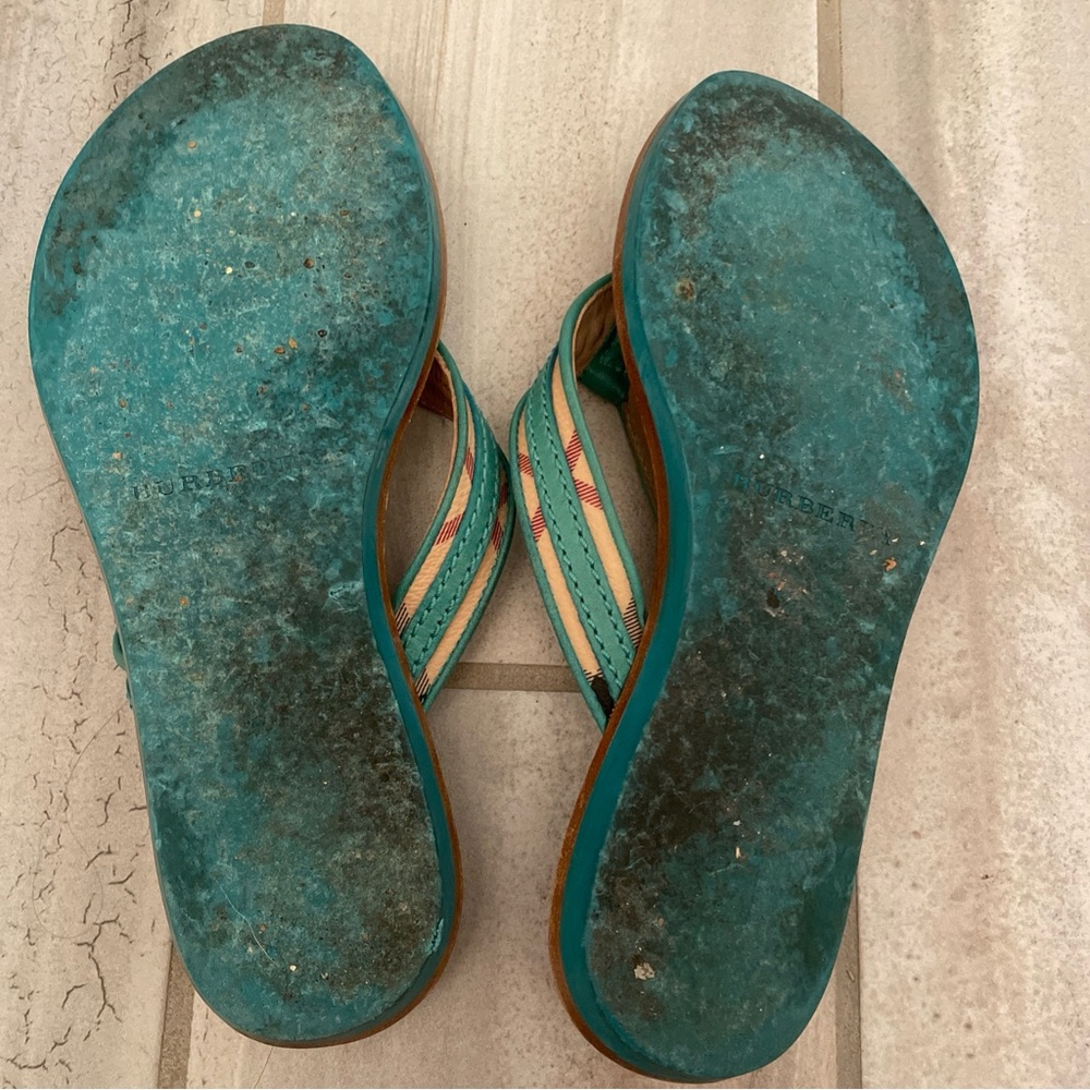 Burberry Teal Nova Check Thong Sandals With Buckle Size 36 - Picture 12 of 12